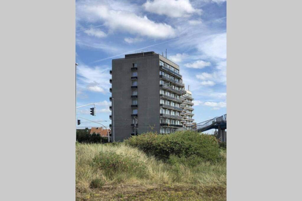 Astrid At 100 Meter From Sea With Parking Place Appartement Bredene