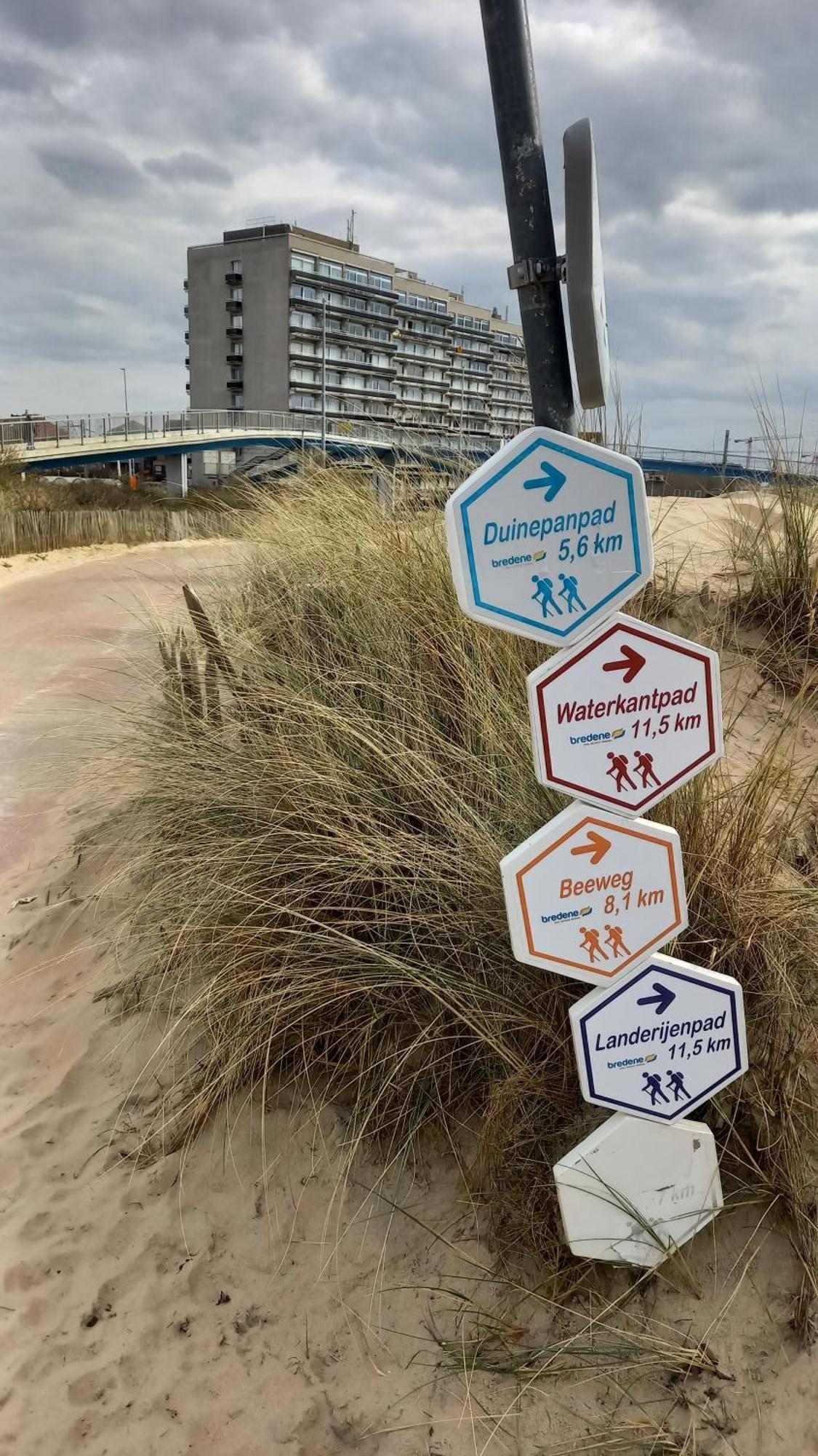 Astrid At 100 Meter From Sea With Parking Place