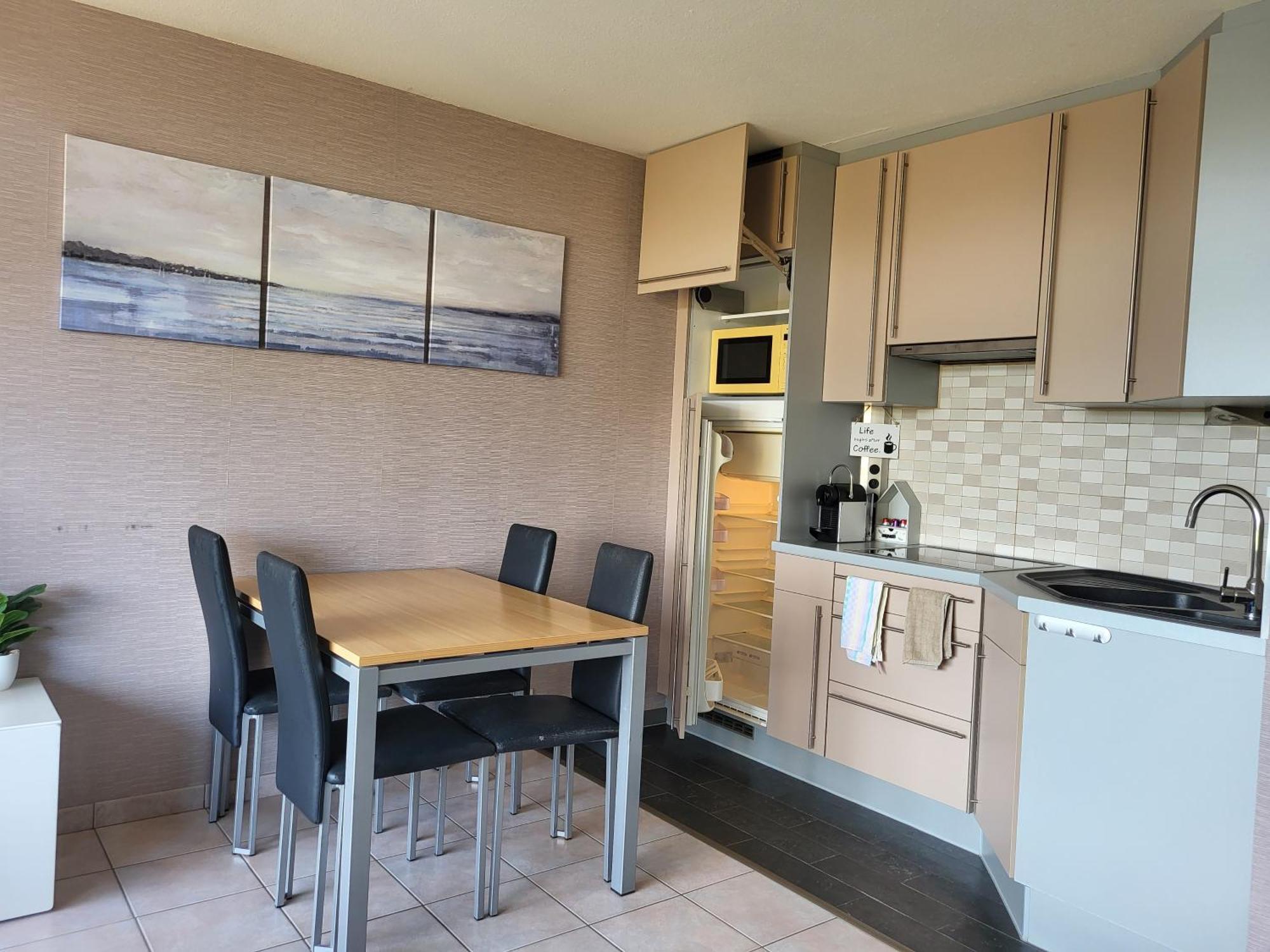Astrid At 100 Meter From Sea With Parking Place Appartement *